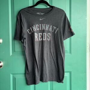 Nike grey cincinnati reds small